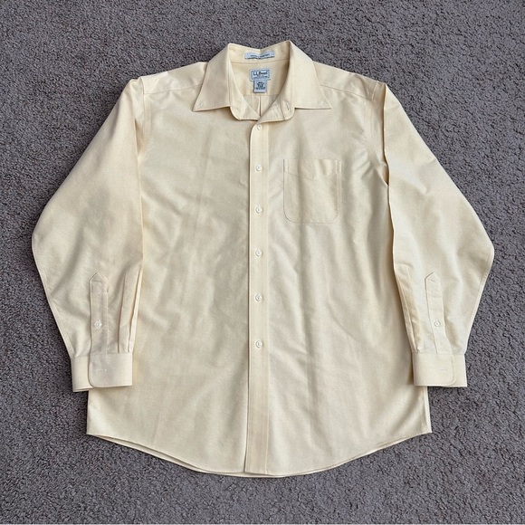 L.L.Bean Shirt Mens Size 16.5 Wrinkle Resistant Button Down Light Yellow - Picture 1 of 8